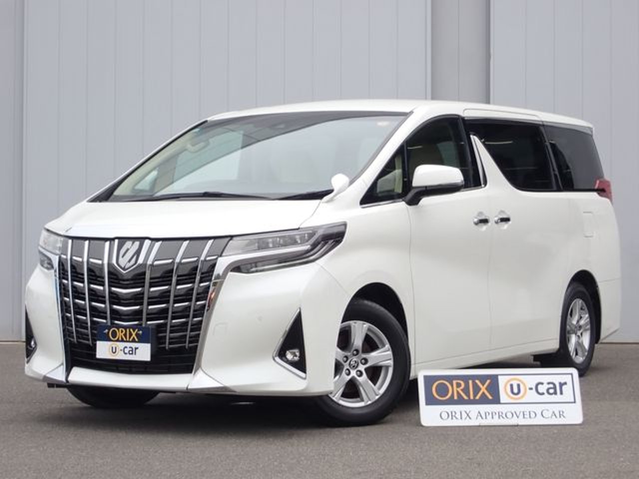 2022 Toyota Alphard, photo 1 of 1