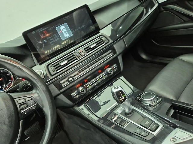 6081001379R10.jpg