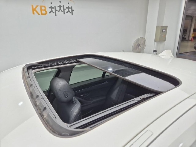 6081001379R13.jpg