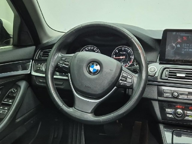 6081001379R9.jpg