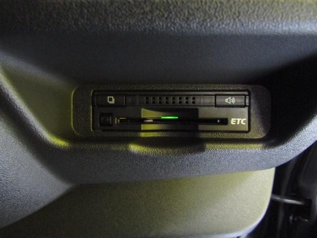 0530123A30260915W00518.jpg