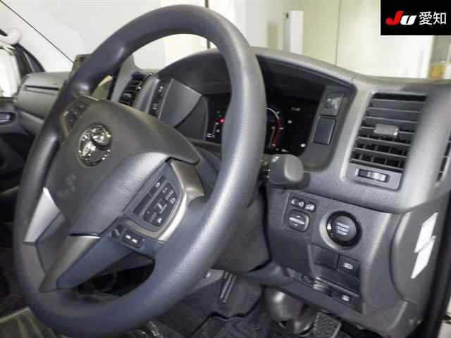 317818ab3f180ca347d34958673bf719.jpg