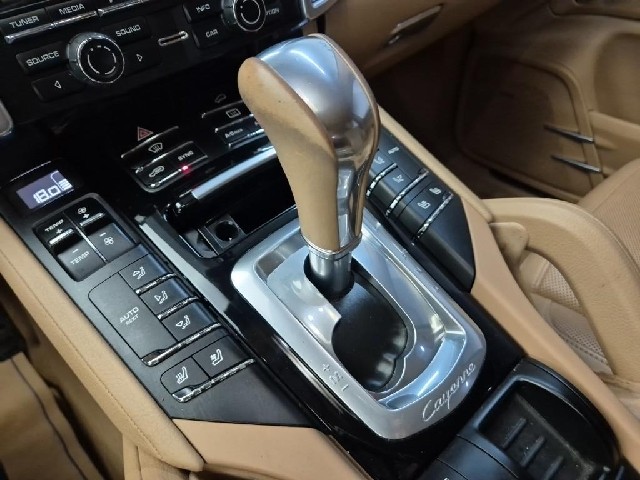 5091501647R8.jpg