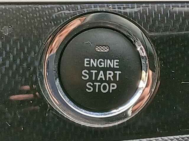 0404311A30260611W00107.jpg