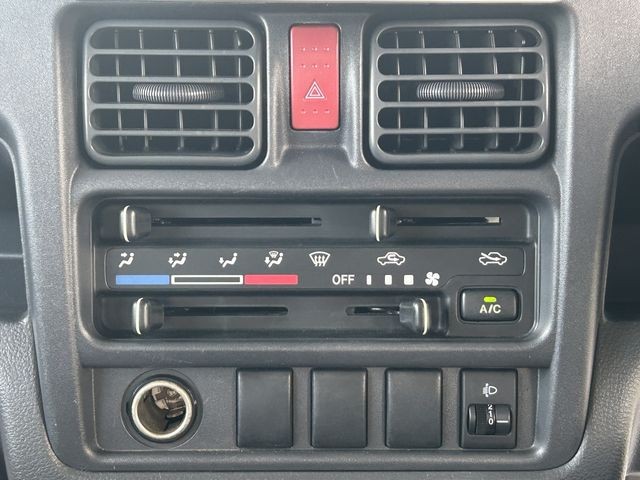 fea900c2fd186d90c262d0b1f97069bd.jpg