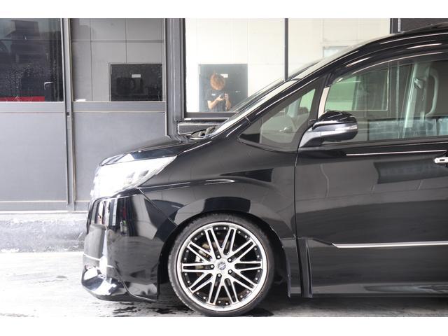 0708515A30260603W00518.jpg
