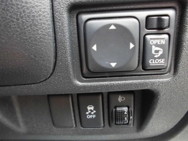 1157096A30260920W00416.jpg