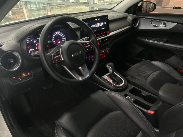 12160f23029d79e2e9e351430ed86d92.jpeg