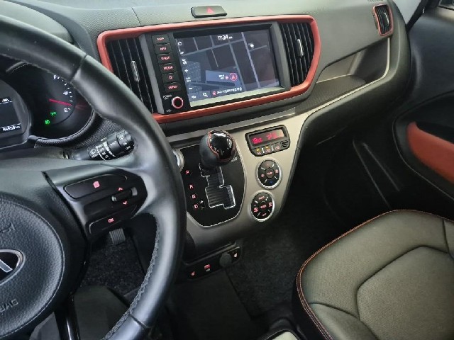 6081500774R10.jpg