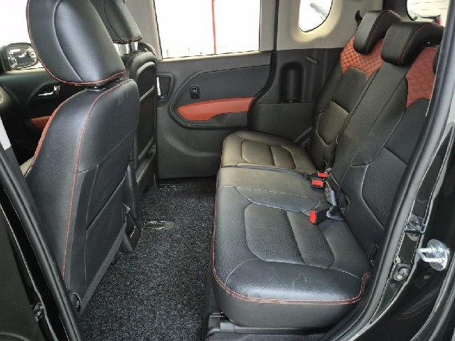6081500774R12.jpg