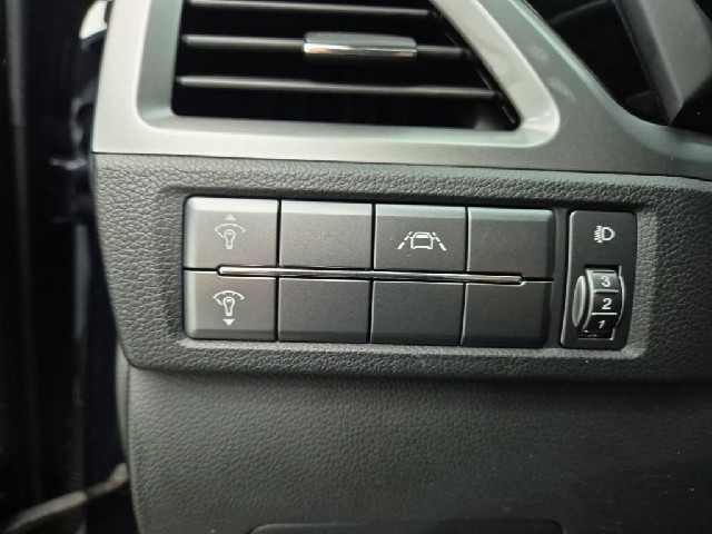 6081000573R17.jpg