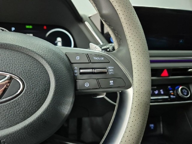 6081000437R16.jpg