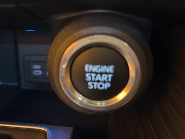 0705929A30260901W01211.jpg