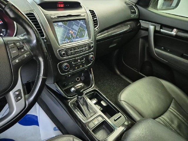 6081000299R10.jpg