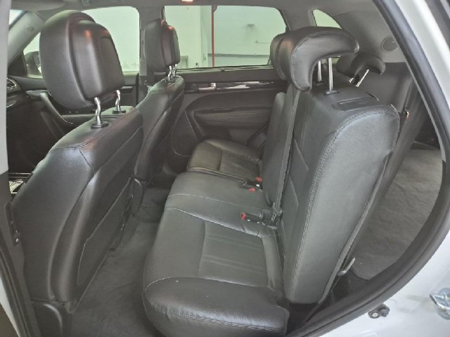 6081000299R12.jpg