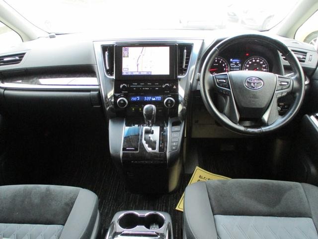 0602116A30260728W00113.jpg