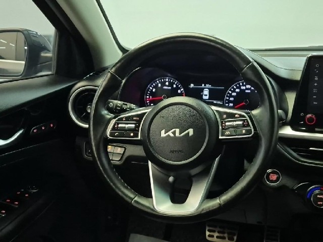 6081500923R9.jpg