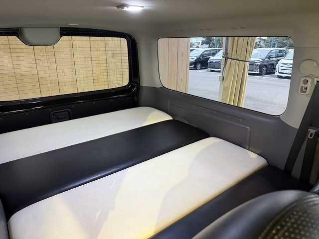 0204915A20261022D00407.jpg