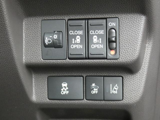 0708444A30260921W00308.jpg