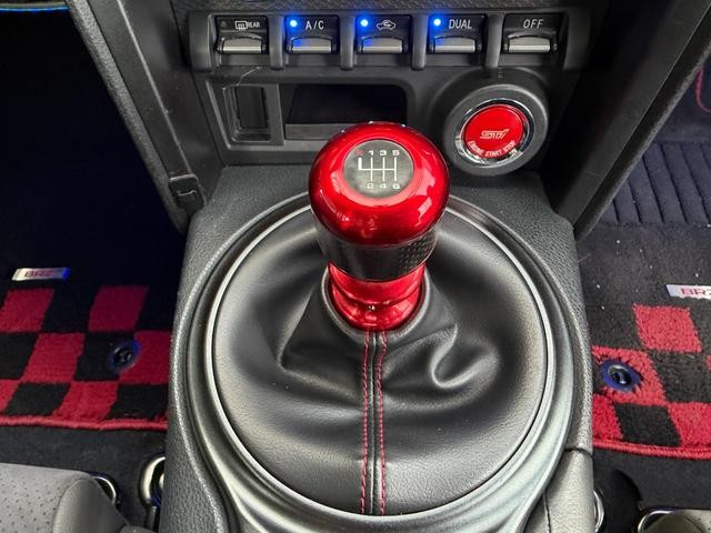 0540441A30260917W00214.jpg