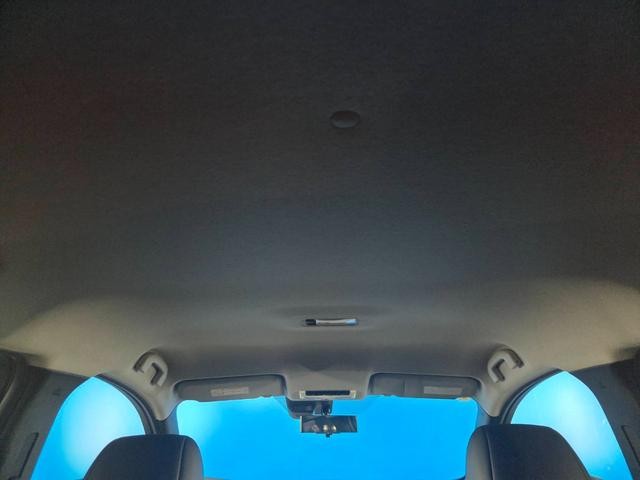 0520681A30261020W02217.jpg