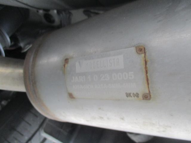 0610025A30260831W00215.jpg