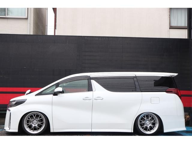 0708515A30260924W00216.jpg