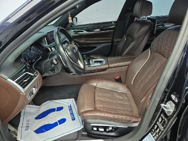 6081501119R11.jpg