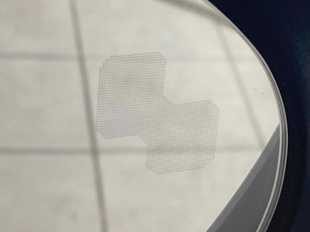 909b79b8201bb2e3537413ff1f790bf4.jpg