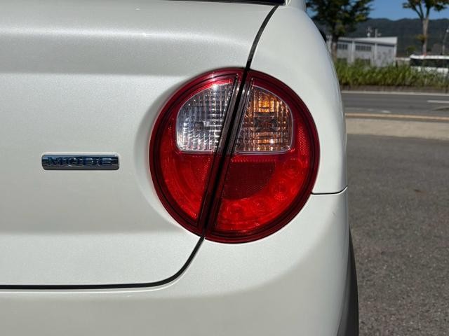 0740054A30261009W00114.jpg