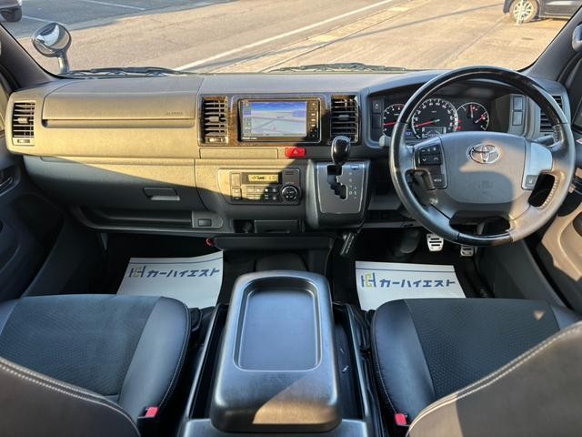 27204476_carP_l_11.jpg