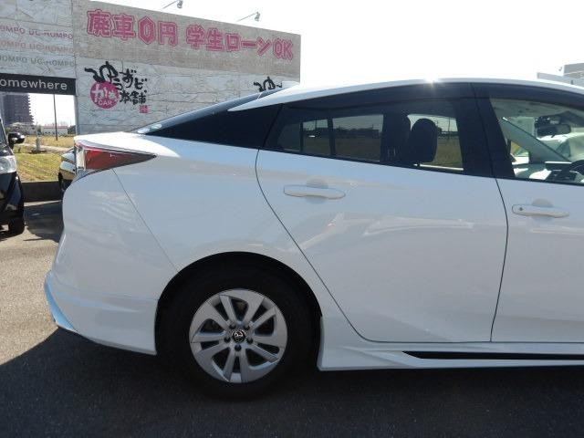 0204529A30261008W00414.jpg