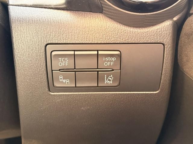 0520216A30261018W00112.jpg