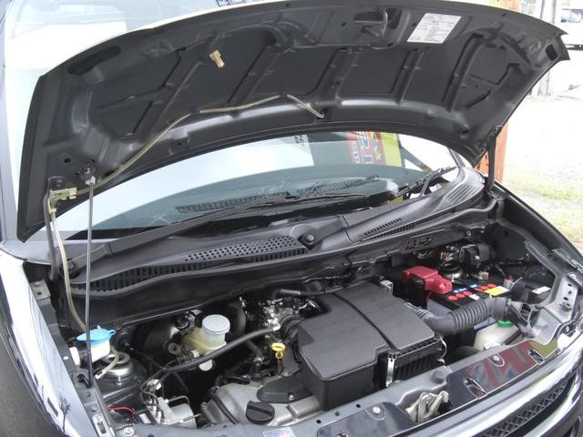 0708552A30260519W00119.jpg
