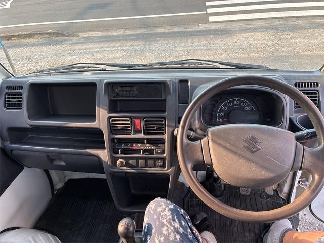 0404389A30260731W00114.jpg