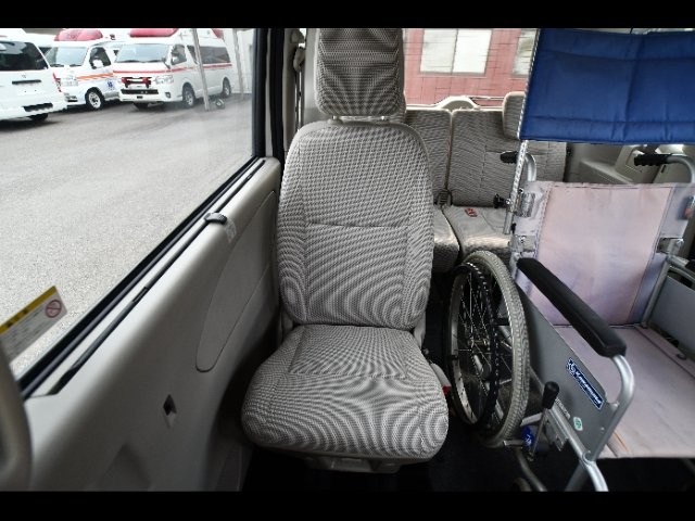 704e2f28bdff509fe32ee91b1e2c2117.jpg