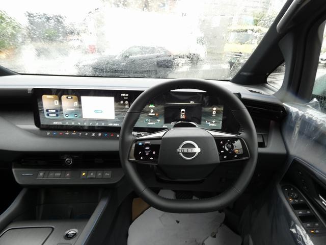 0710176A30260903W00104.jpg