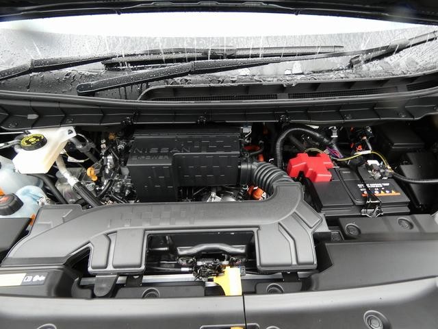 0710176A30260903W00115.jpg