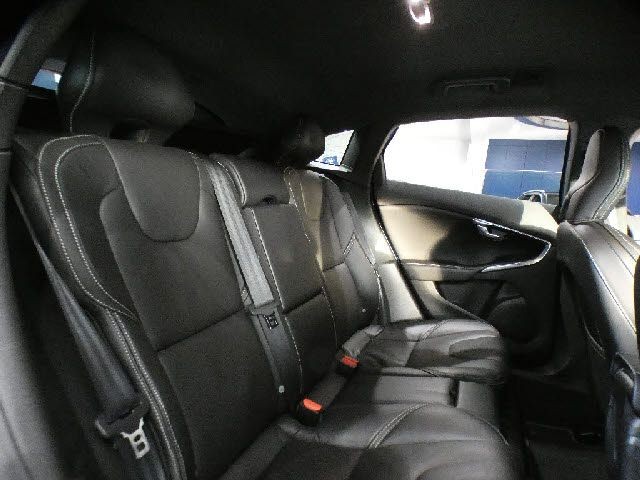 b66e29c44693edd962d066c32598b28e.jpg
