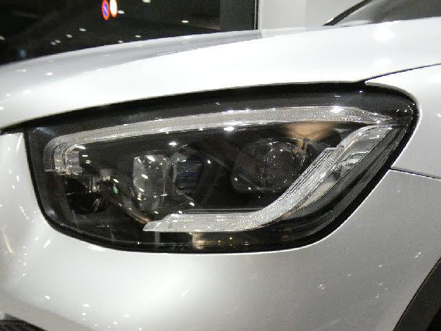 ac8821fc18d42471b87ca8205a618b2a.jpg