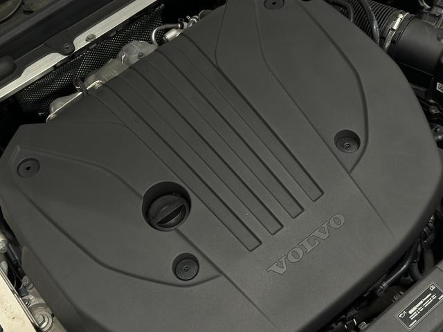 9570013A30260914W00119.jpg