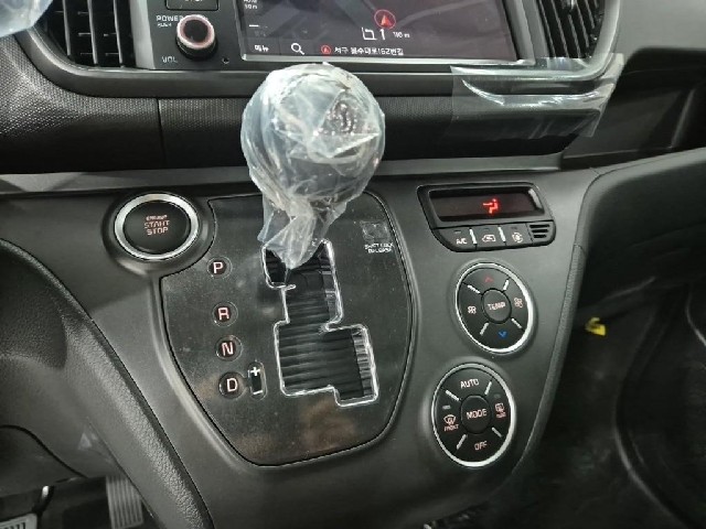 6081001688R8.jpg