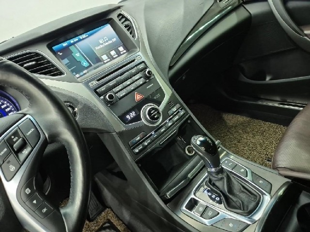 6081001608R10.jpg