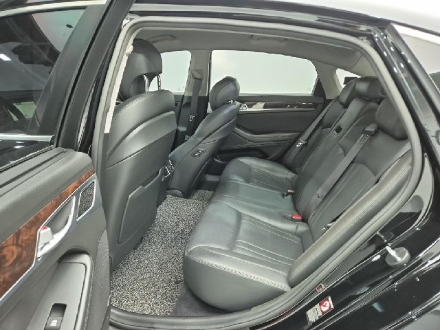 6081001563R12.jpg