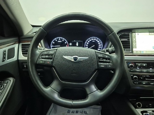 6081001563R9.jpg