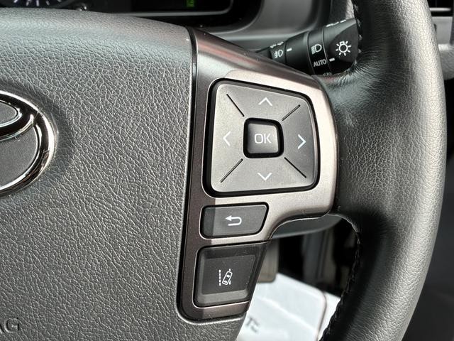 0520203A30260925W00115.jpg