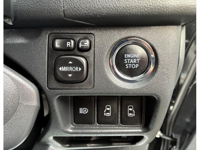 0520203A30260925W00118.jpg