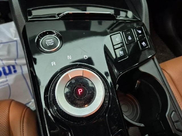 6081000118R8.jpg