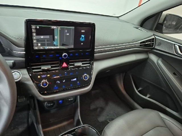 6081001692R10.jpg
