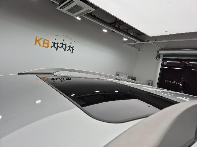 6081000839R13.jpg